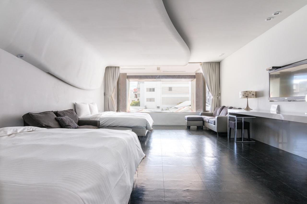 Taitung Modena B&B מראה חיצוני תמונה